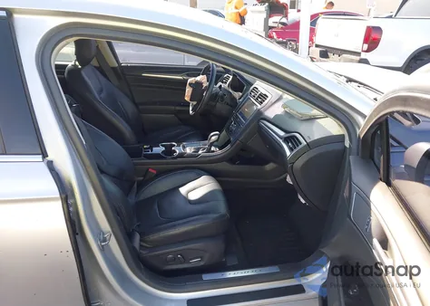 2015 Ford Fusion Titanium z USA, uszkodzony, nr VIN 3FA6P0K96FR158746